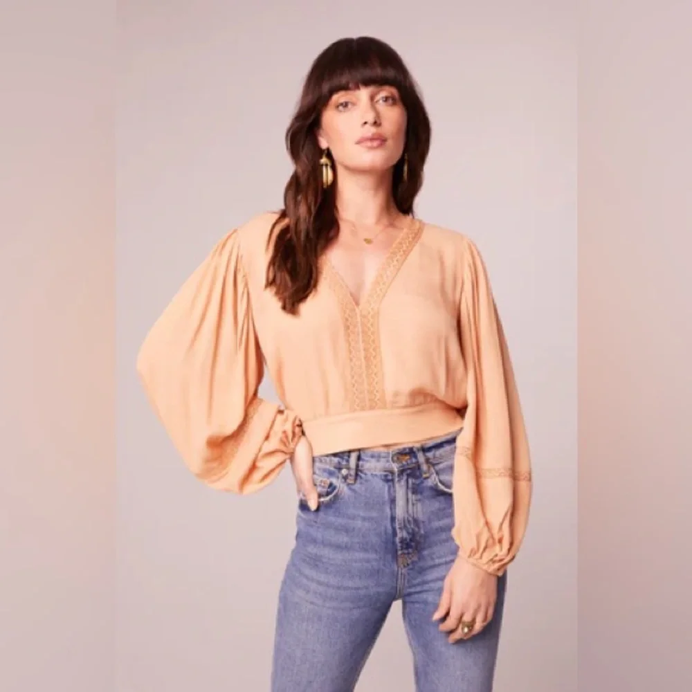 NWT Band Of The Free BRIE LIGHT CAMEL LONG SLEEVE TOP Bohemian Bell Sleeve Lace